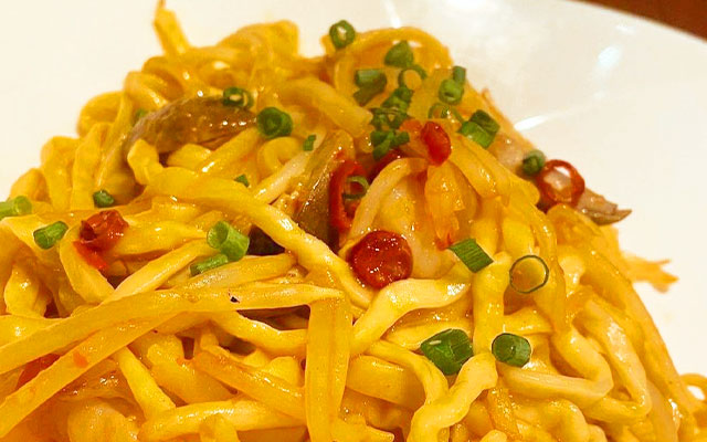 スパイシーやきそば